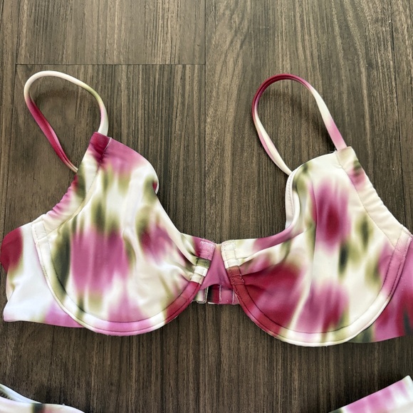 Abercrombie Ruched Underwire Matching Bikini Top and Bottoms Pink Green XS - Picture 6 of 7